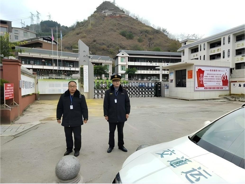 貴州羅甸：整治校園周邊環(huán)境 保障學(xué)生安全出行